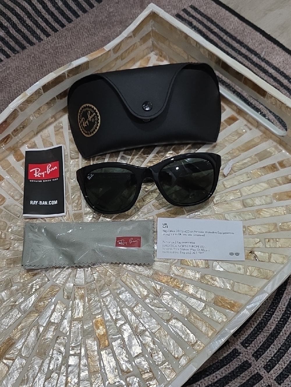 Ray-Ban Black Sunglasses with Dark Green Lenses, Accessories